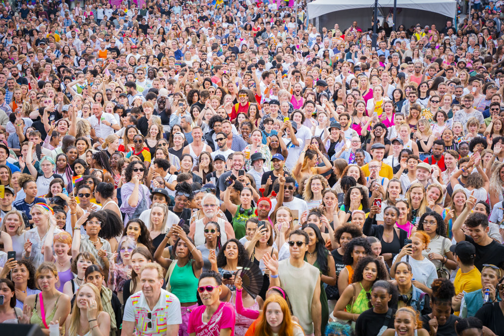 Publiek tijdens Rotterdam Pride 2022